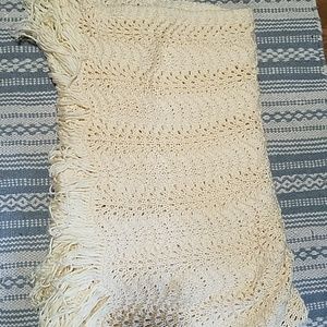 💕Beautiful crocheted shawl 💕